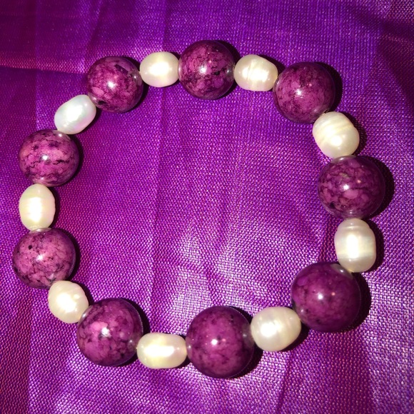 Purple Stone and Faux Pearl Bracelet - Picture 1 of 3